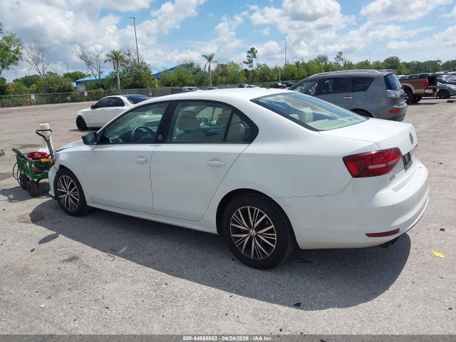 44958592 :رقم المزاد ، 3VWDB7AJ1JM213157 vin ، 2018 Volkswagen Jetta 1.4t Se/1.4t Wolfsburg Edition مزاد بيع