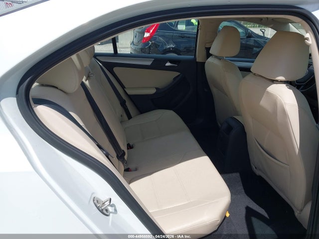 44958592 :رقم المزاد ، 3VWDB7AJ1JM213157 vin ، 2018 Volkswagen Jetta 1.4t Se/1.4t Wolfsburg Edition مزاد بيع