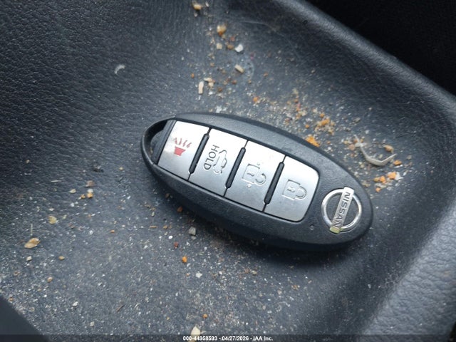 44958593 :رقم المزاد ، 3N1CN8EV5LL808825 vin ، 2020 Nissan Versa Sv Xtronic Cvt مزاد بيع