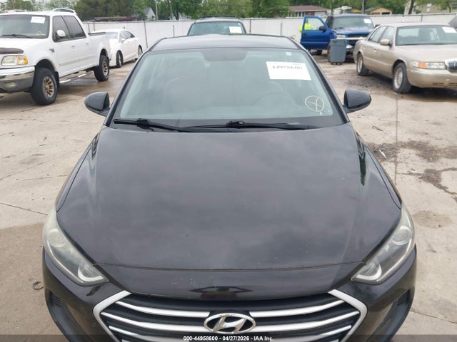 2017 Hyundai Elantra Se მანქანა იყიდება აუქციონზე, vin: 5NPD74LF0HH171401, აუქციონის ნომერი: 44958600