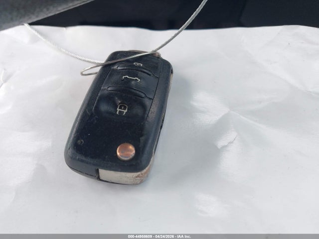 44958609 :رقم المزاد ، 3VWD17AJ3FM239415 vin ، 2015 Volkswagen Jetta 1.8t Se مزاد بيع
