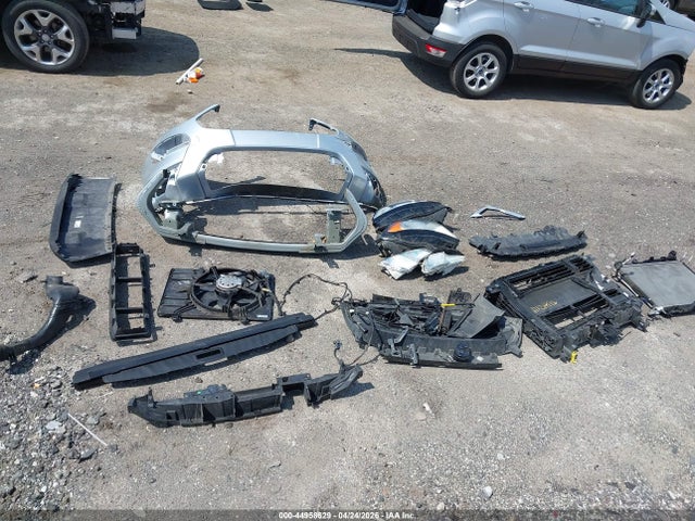 MAJ3P1TE4JC173225 Ford Ecosport Se