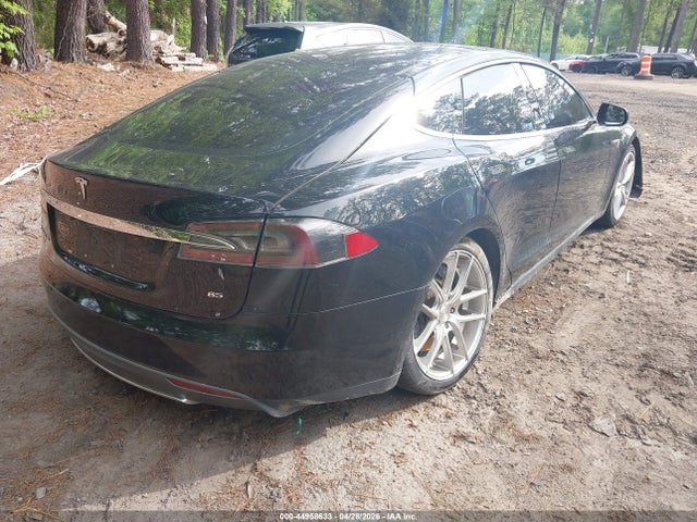 5YJSA1H1XEFP57375 Tesla Model S P85