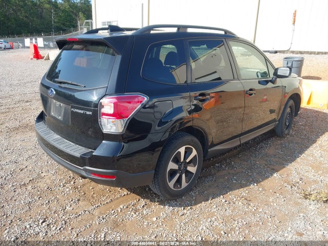 Subaru Forester 2.5i Premium 2018 JF2SJAGC3JH481426 Image 4