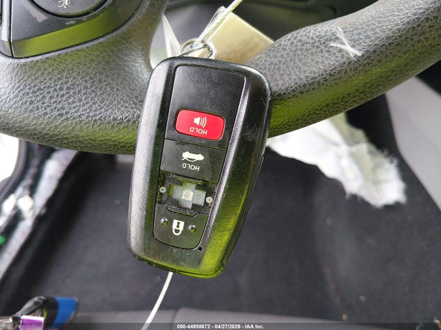 44958672 :رقم المزاد ، 4T1B11HK4KU784661 vin ، 2019 Toyota Camry Le مزاد بيع