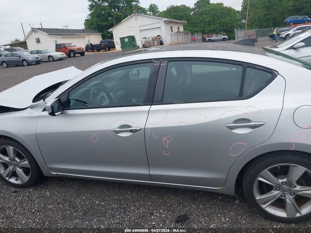 44958696 :رقم المزاد ، 19VDE1F75DE002152 vin ، 2013 Acura Ilx 2.0l مزاد بيع