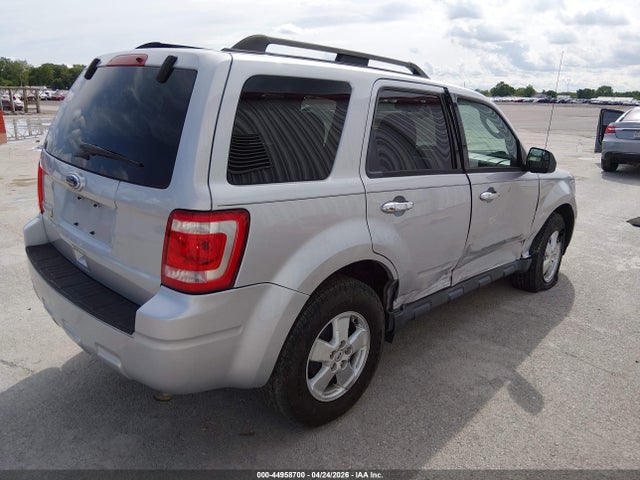44958700 :رقم المزاد ، 1FMCU0D77CKB17183 vin ، 2012 Ford Escape Xlt مزاد بيع