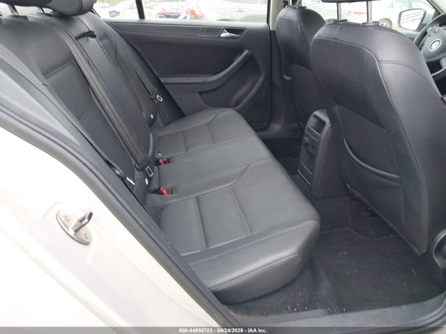 44958703 :رقم المزاد ، 3VWDZ7AJ6BM350351 vin ، 2011 Volkswagen Jetta 2.5l Se مزاد بيع