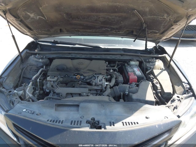 Продажа на аукционе авто 2018 Toyota Camry Se, vin: 4T1B11HK8JU617721, номер лота: 44958735