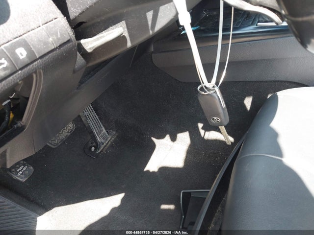 Продажа на аукционе авто 2018 Toyota Camry Se, vin: 4T1B11HK8JU617721, номер лота: 44958735