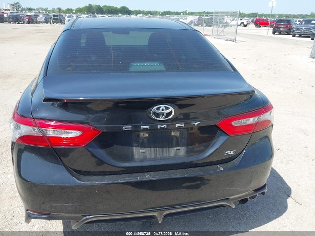 Продажа на аукционе авто 2018 Toyota Camry Se, vin: 4T1B11HK8JU617721, номер лота: 44958735