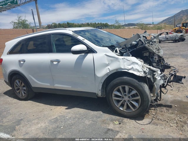 5XYPG4A32HG262716 KIA Sorento 2.4l Lx