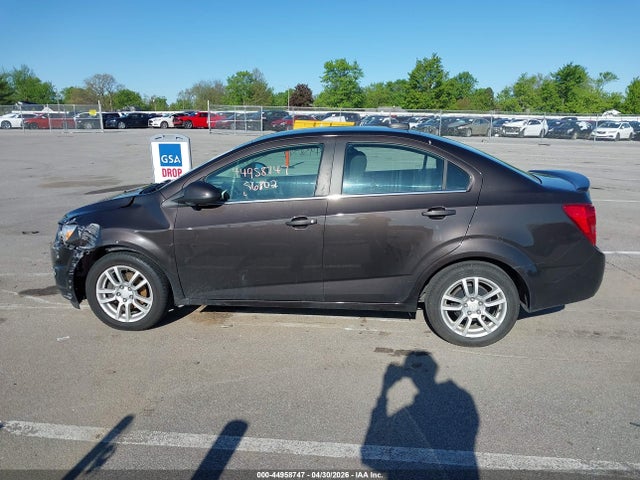 Chevrolet Sonic Lt Auto 2015 1G1JC5SH4F4220344 Image 14
