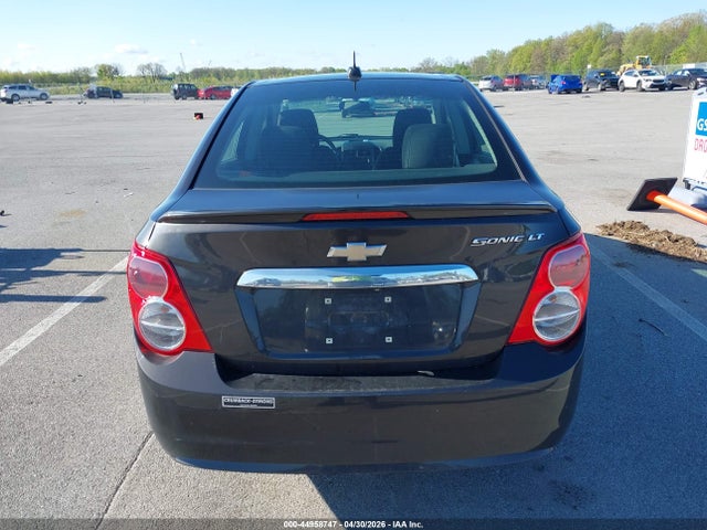 Chevrolet Sonic Lt Auto 2015 1G1JC5SH4F4220344 Image 16