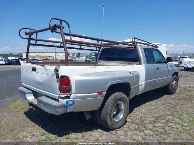 44958779 :رقم المزاد ، 1B7MC33691J539481 vin ، 2001 Dodge Ram 3500 St مزاد بيع