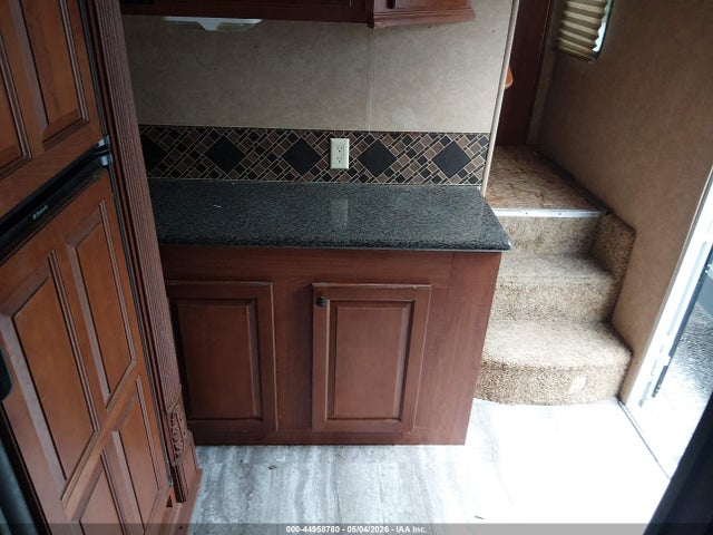 Продажа на аукционе авто 2012 Heartland Greystone 33qs, vin: 5SFSG3620CE239454, номер лота: 44958780