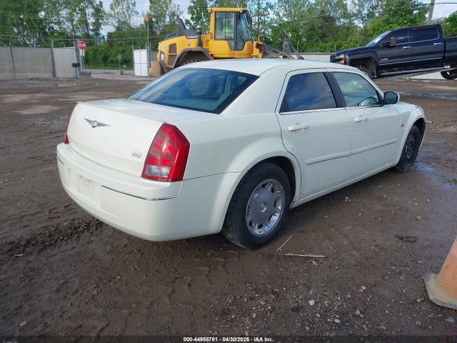 Продаж на аукціоні авто 2005 Chrysler 300 Touring, vin: 2C3AA53G35H539811, номер лоту: 44958781