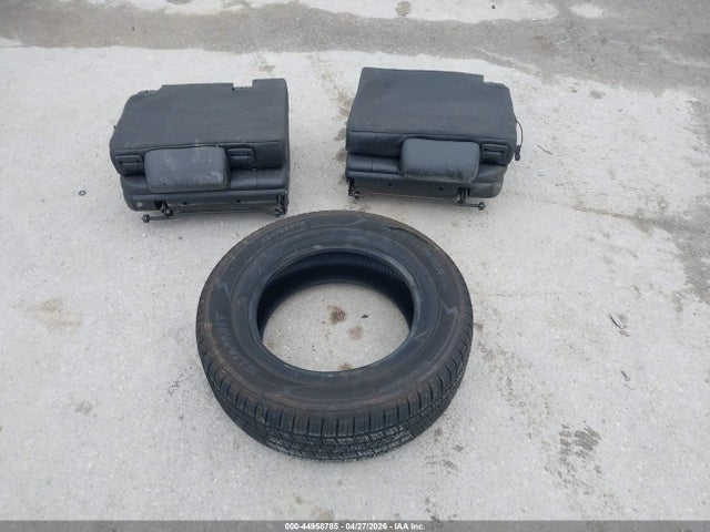 44958785 :رقم المزاد ، 1GNUKBE01AR107420 vin ، 2010 Chevrolet Tahoe Lt مزاد بيع