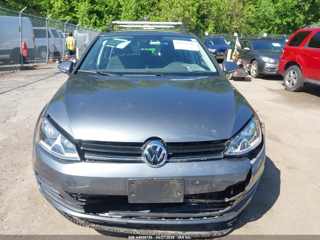 44958788 :رقم المزاد ، 3VW017AU4HM508503 vin ، 2017 Volkswagen Golf Sportwagen Tsi S مزاد بيع
