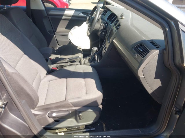 44958788 :رقم المزاد ، 3VW017AU4HM508503 vin ، 2017 Volkswagen Golf Sportwagen Tsi S مزاد بيع
