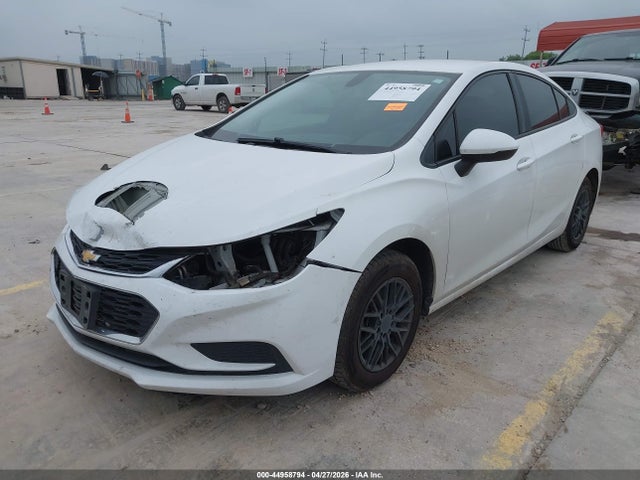 Chevrolet Cruze Ls Auto 2017 3G1BC5SM7HS561242 Image 2