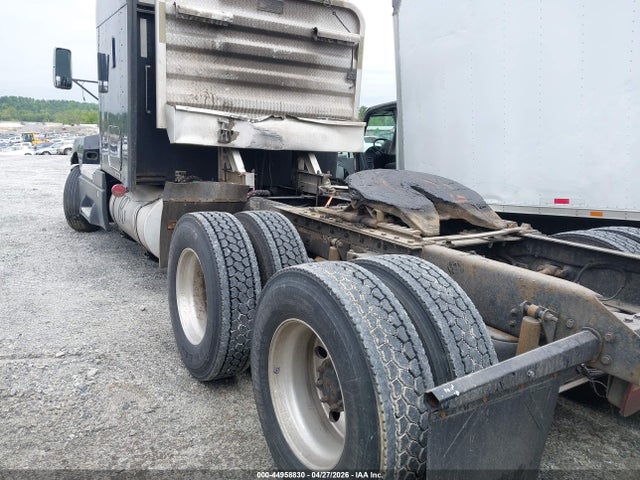 44958830 :رقم المزاد ، 1XKADB9X67J158632 vin ، 2007 Kenworth Construction T600 مزاد بيع