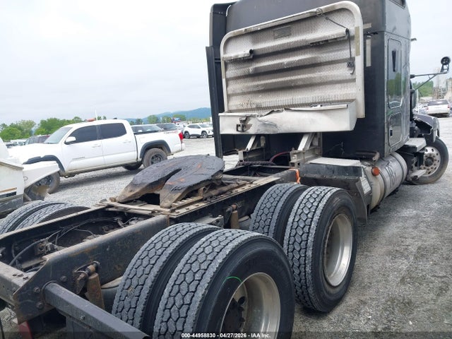 44958830 :رقم المزاد ، 1XKADB9X67J158632 vin ، 2007 Kenworth Construction T600 مزاد بيع