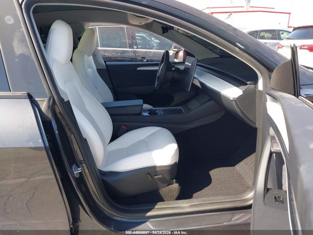 Aukcja sprzedaży 2025 Tesla Model Y Long Range Dual Motor Rear-wheel Drive, vin: 7SAYGDED8SA373941, numer aukcji: 44958857