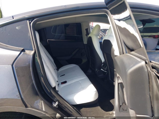 Aukcja sprzedaży 2025 Tesla Model Y Long Range Dual Motor Rear-wheel Drive, vin: 7SAYGDED8SA373941, numer aukcji: 44958857