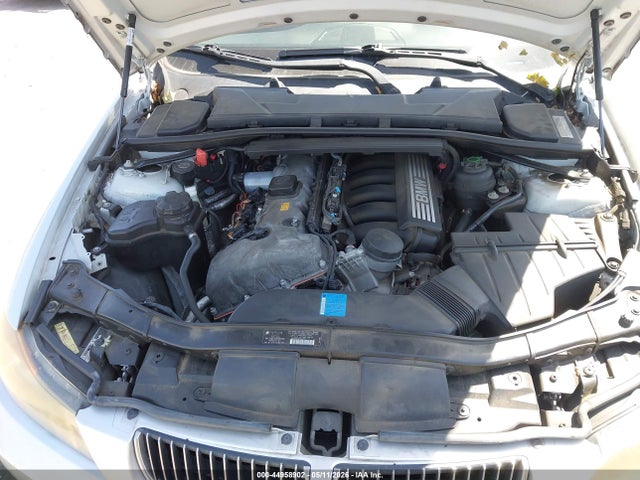 Продажа на аукционе авто 2006 Bmw 330i, vin: WBAVB33526PS18334, номер лота: 44958902