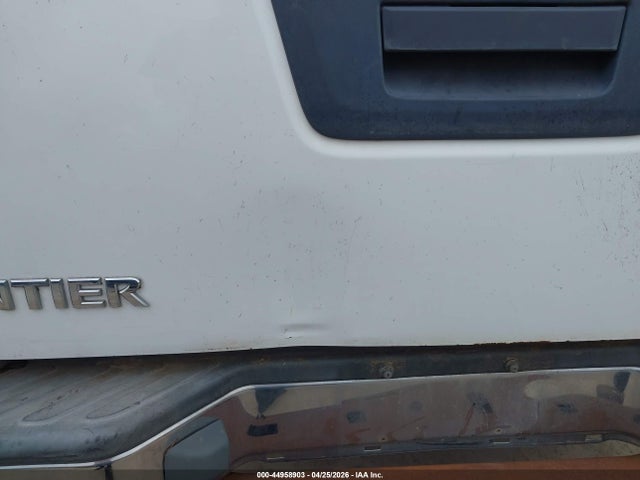 2005 Nissan Frontier Se მანქანა იყიდება აუქციონზე, vin: 1N6AD06U45C415375, აუქციონის ნომერი: 44958903