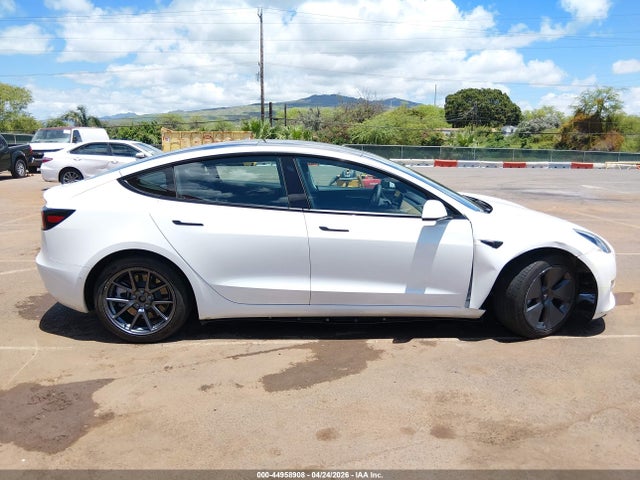 Tesla Model 3 Rear-wheel Drive 2022 5YJ3E1EA3NF120745 Image 14