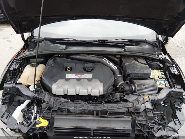 2017 Ford Focus St მანქანა იყიდება აუქციონზე, vin: 1FADP3L9XHL222814, აუქციონის ნომერი: 44958930