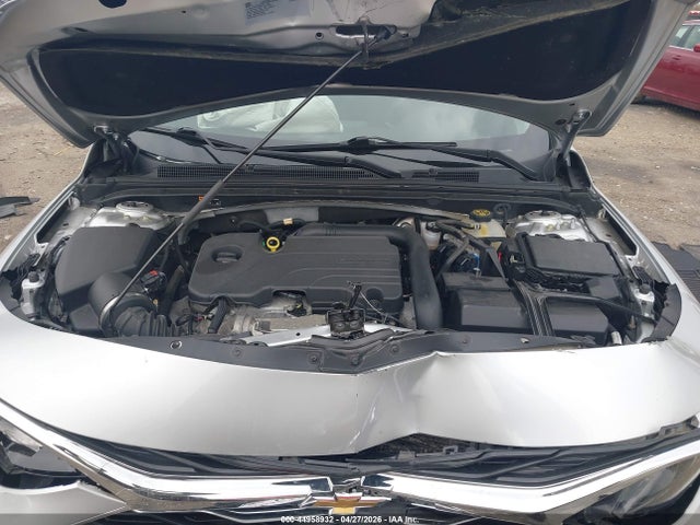 1G1ZD5ST0NF158884 Chevrolet Malibu Fwd Lt