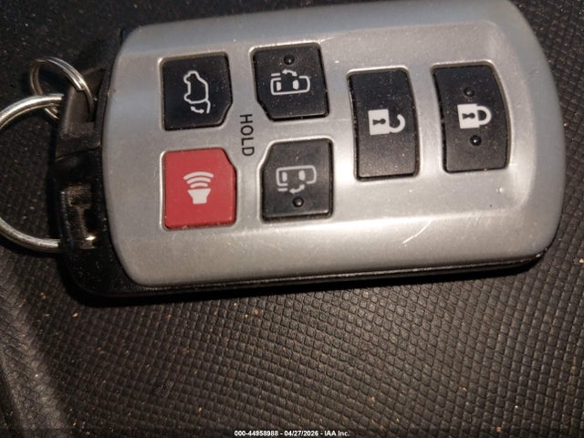 Aukcja sprzedaży 2018 Toyota Sienna Xle 8 Passenger, vin: 5TDYZ3DC2JS913338, numer aukcji: 44958988