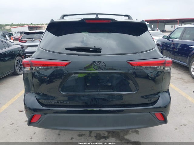 44959000 :رقم المزاد ، 5TDKDRAH8PS024611 vin ، 2023 Toyota Highlander Le مزاد بيع