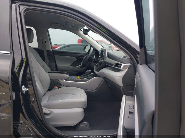 44959000 :رقم المزاد ، 5TDKDRAH8PS024611 vin ، 2023 Toyota Highlander Le مزاد بيع