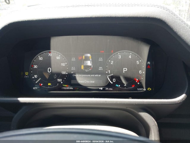 Продаж на аукціоні авто 2025 Land Rover Defender 110 P300, vin: SALEJ7EX5S2430978, номер лоту: 44959024