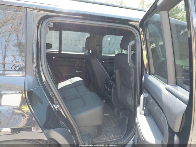 Продаж на аукціоні авто 2025 Land Rover Defender 110 P300, vin: SALEJ7EX5S2430978, номер лоту: 44959024