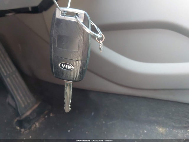 KIA FORTE LX 2016 KNAFX4A68G5446679 Image 11