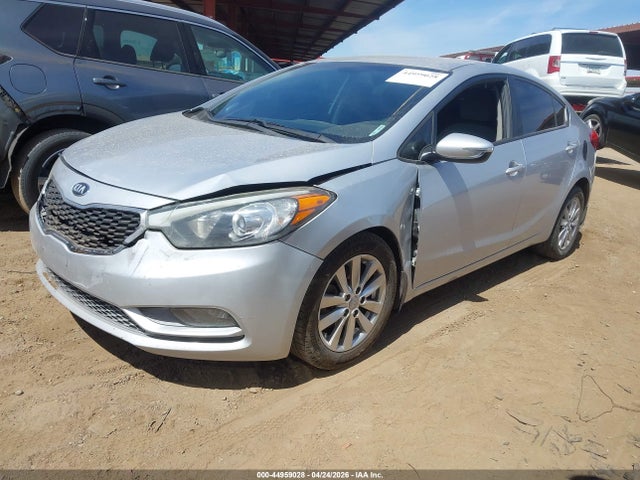 KIA FORTE LX 2016 KNAFX4A68G5446679 Image 2