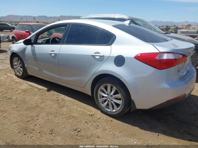 KIA FORTE LX 2016 KNAFX4A68G5446679 Image 3