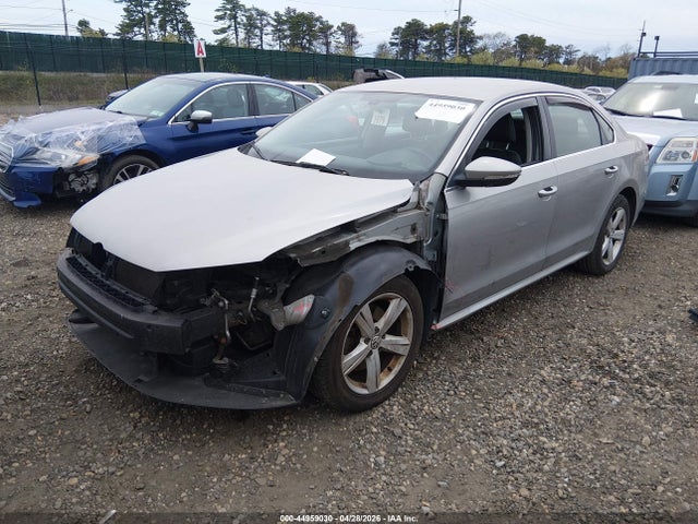 Продаж на аукціоні авто 2012 Volkswagen Passat 2.5l Se, vin: 1VWBP7A33CC041745, номер лоту: 44959030