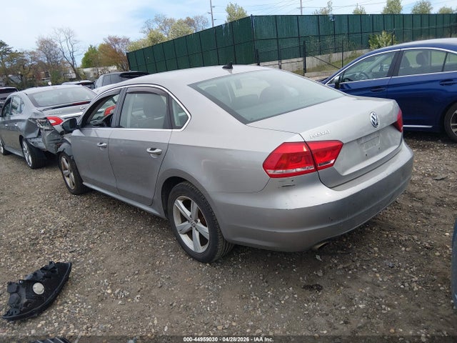 Продаж на аукціоні авто 2012 Volkswagen Passat 2.5l Se, vin: 1VWBP7A33CC041745, номер лоту: 44959030