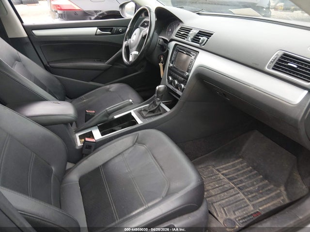 Продаж на аукціоні авто 2012 Volkswagen Passat 2.5l Se, vin: 1VWBP7A33CC041745, номер лоту: 44959030