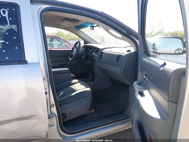 44959046 :رقم المزاد ، 1D4HB48D74F210502 vin ، 2004 Dodge Durango Slt مزاد بيع