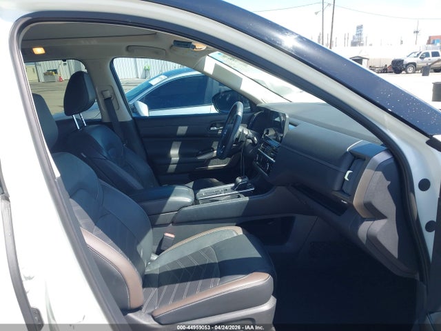 Продаж на аукціоні авто 2022 Nissan Pathfinder Platinum 2wd, vin: 5N1DR3DH1NC200511, номер лоту: 44959053