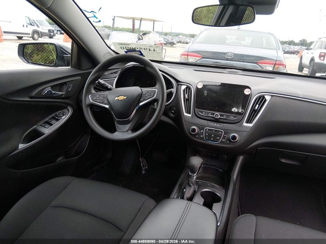 1G1ZD5ST4SF127309 Chevrolet Malibu Fwd 1lt