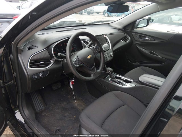 1G1ZD5ST4SF127309 Chevrolet Malibu Fwd 1lt