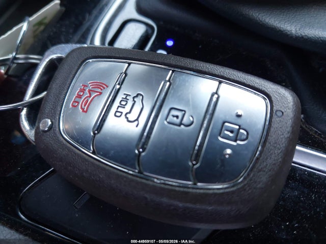 44959107 :رقم المزاد ، KMHC75LC6JU082463 vin ، 2018 Hyundai Ioniq Hybrid Sel مزاد بيع
